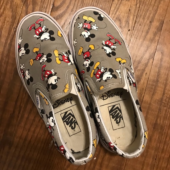 mickey mouse vans mens